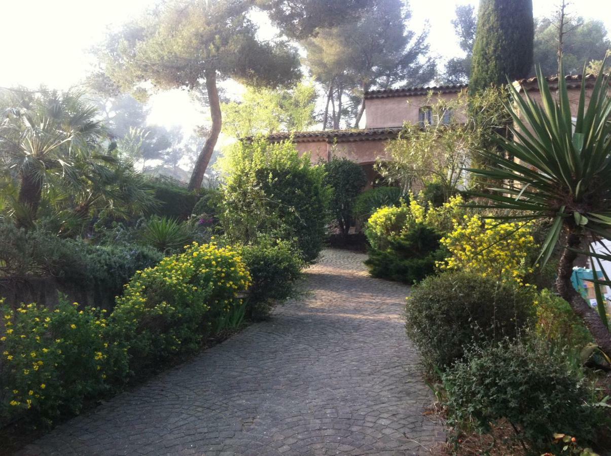 La Douce Heure Bed & Breakfast Mougins Exterior photo